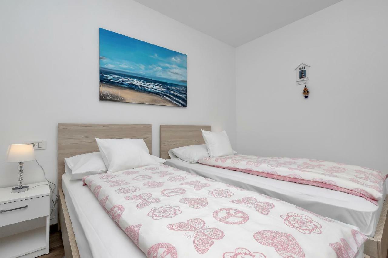 Apartment Amari Seaview ماكارسكا المظهر الخارجي الصورة