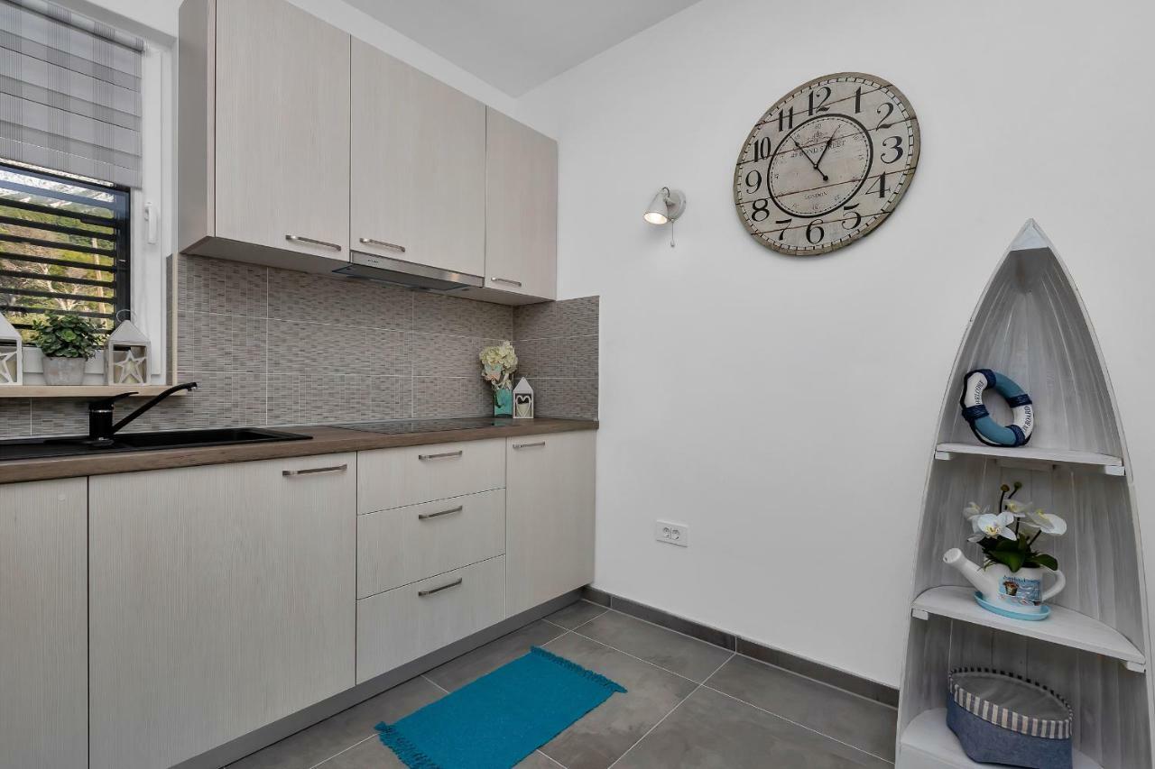 Apartment Amari Seaview ماكارسكا المظهر الخارجي الصورة