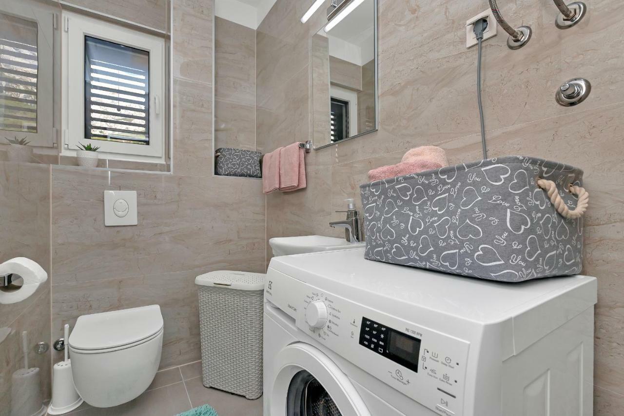 Apartment Amari Seaview ماكارسكا المظهر الخارجي الصورة